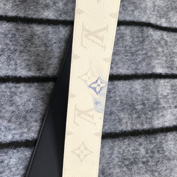 Louis Women white leather belts